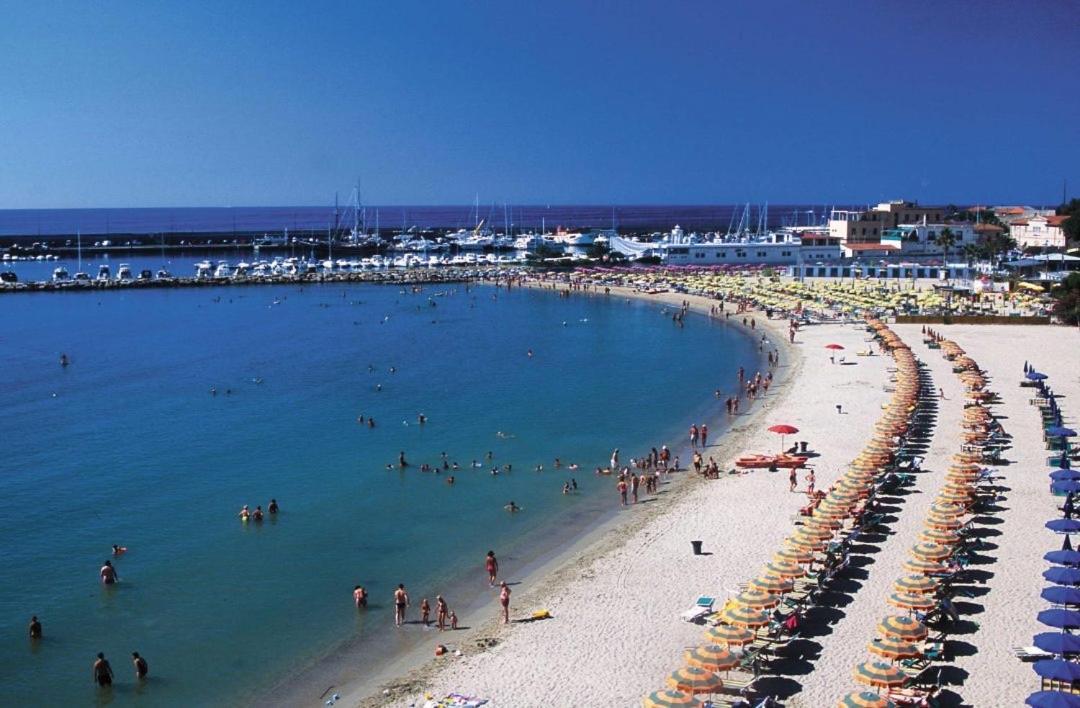 Ad Un Passo Dal Sole * San Remo